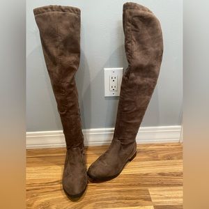 Knee High Boots, Fur Lining, Size: 7.5, Brown